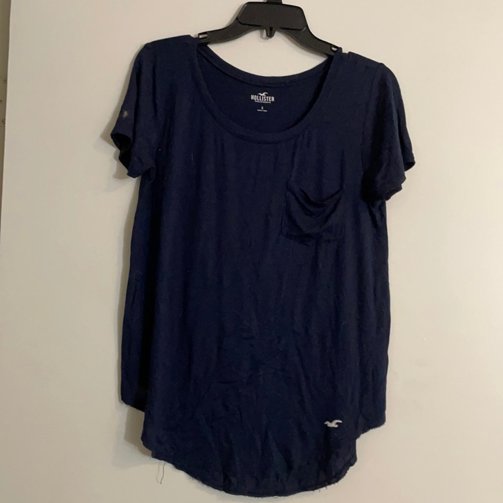 Blue hollister t shirt with pocket